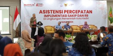 Pj Walikota Kediri Tutup Asistensi Percepatan Implementasi SAKIP Secara Virtual