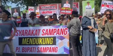 Ribuan Warga Beri Dukungan Semangat kepada Pj Bupati Sampang