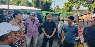 Tinjau TPST di Banjarbendo, Bambang Haryo Minta Pemerintah Lindungi Kesehatan Warga