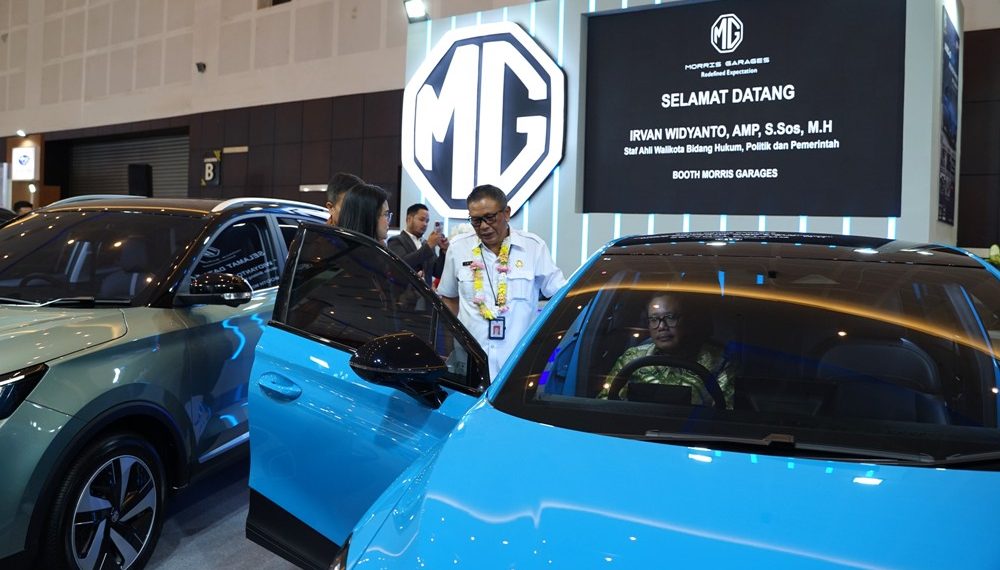 Ramaikan Ajang IIMS Surabaya 2024, MG Perkenalkan MG VS HEV ke Kota Pahlawan