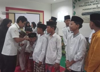 Dies Natalis II, POLTEKSI Potong Tumpeng dan Santuni Anak Yatim