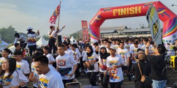Ribuan Peserta Ikuti Fun Run 5 K SMK Krian 1 Sidoarjo ‘Skarisa Golden Years’