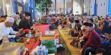 Ribuan Warga Doakan Keluarga Besar SMK Antartika 2 Sidoarjo