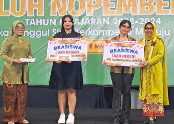 Wisuda ke XII SMK Sepuluh Nopember ‘Hujan Beasiswa Bagi Siswa Berprestasi’