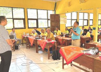 PKM Unesa Beri Pelatihan Penulisan Artikel Ilmiah Keolahragaan Bagi Guru PJOK Probolinggo