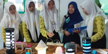 SMP PGRI 1 Buduran Bekali Siswanya Dengan Kewirausahaan