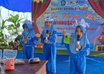 Ajari Siswanya Untuk Berwirausaha SD Khazanah Ilmu Gelar Karya P5