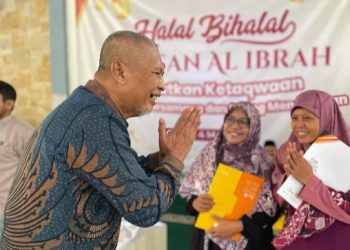 Momen Halal Bihalal, Yayasan Al Ibrah Berikan 5 Hadiah Umrah kepada Guru hingga Satpam