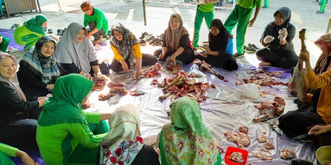 Semangat Kurban di SD Islamiyah Magetan