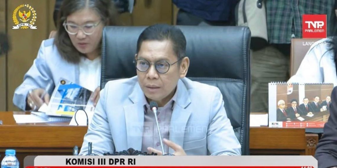 Adies Kadir Bangga Capaian Polri Tempati Posisi Kedua dengan Citra Positif di Survei Litbang Kompas