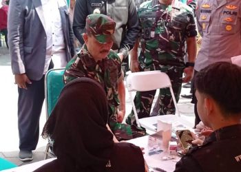 BMH Sidoarjo Baksos Pemeriksaan Gratis di Sela Penutupan TMMD 2024