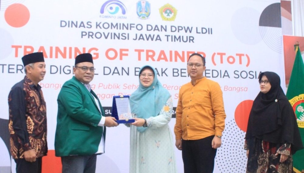 Diskominfo dan LDII Jatim Berkolaborasi Ajak Generasi Muda Bijak Bermedia Sosial
