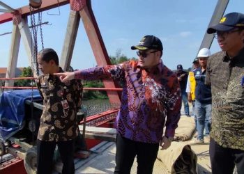 Fokus Kerja, Bupati Kediri Hanindhito Himawan Pramana Tak Risaukan Permasalahan Pesaing Pilbup 2024