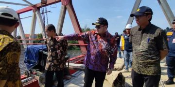 Fokus Kerja, Bupati Kediri Hanindhito Himawan Pramana Tak Risaukan Permasalahan Pesaing Pilbup 2024
