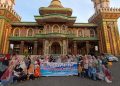 Dharma Wanita Persatuan Unit SMPN 2 Sukodono Swadaya Studi Tiru ke Tenun Ikat ‘Medali Emas’