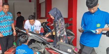 Disnaker Kolaborasi dengan Ahass Yusar Motor Beri Pelatihan Mekanik Sepeda Motor