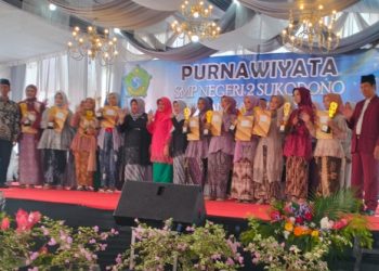 Purnawiyata SMP Negeri 2 Sukodono Beri Penghargaan Tahfidz Al Qur’an