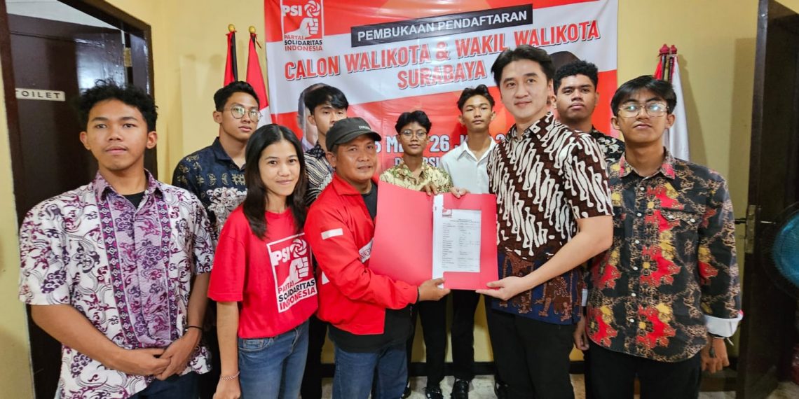 Maju Pilwali, Bro Richard Resmi Kembalikan Formulir ke PSI Surabaya