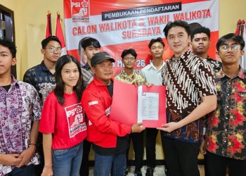 Maju Pilwali, Bro Richard Resmi Kembalikan Formulir ke PSI Surabaya