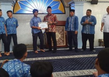 Silaturahmi ke SPEMUPAT, Camat Kebomas: Restu Orang Tua dan Guru adalah Kunci Sukses