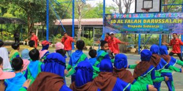 SD Al Falah Darussalam Lakukan Outbond Tingkatkan Kerja Sama di Luar Sekolah