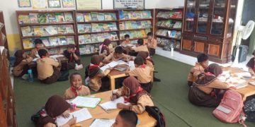 Kekurangan Ruang Kelas, Siswa SDN Wunut 2 Porong Terpaksa Belajar Dibekas Ruang Koperasi Dan Perpustakaan