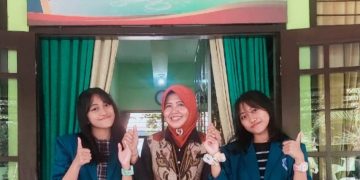 Diterima di UB Si Kembar Izra dan Azra Enggan Berpisah Dengan SMKN 2 Buduran