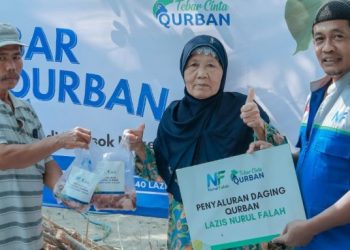 Lewat Tebar Cinta Qurban, LAZIS Nurul Falah Berdayakan Guru Ngaji dan Kaum Dhuafa