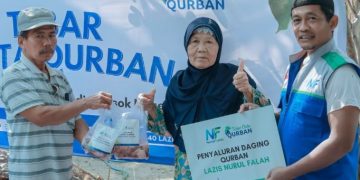 Lewat Tebar Cinta Qurban, LAZIS Nurul Falah Berdayakan Guru Ngaji dan Kaum Dhuafa