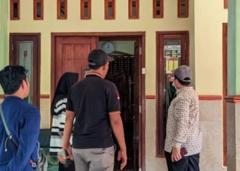 Sidak, Bawaslu Gresik Kaget Banyak Warga Tidak Tahu Kapan Coblosan Pilkada, KPU Diminta Bertanggung Jawab