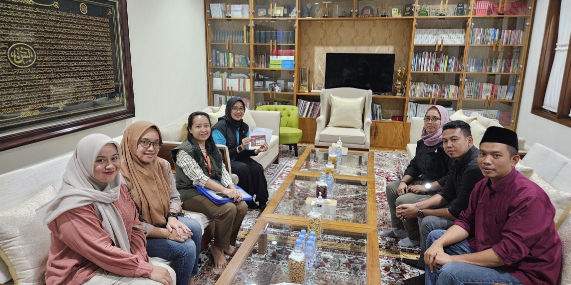 Rumah Bupati Ipuk dikunjungi Pantarlih Paling Akhir, Coklit Pilkada 2024 Rampung 100 Persen