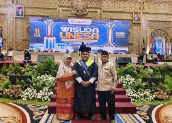 Mengenal Sosok Miftah, Sang Wisudawan Terbaik UNESA