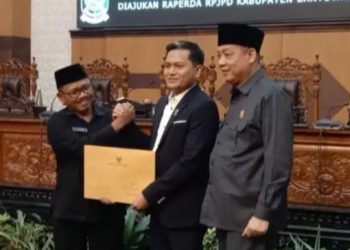 RPJPD 2025-2024 DPRD Banyuwangi Jadi Sorotan Fraksi Demokrat dan PKB