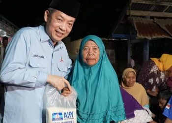 Pimpinan DPRD Banyuwangi Michael Edy Hariyanto Dapat Curhatan Soal Kelangkaan Elpiji 3 Kg