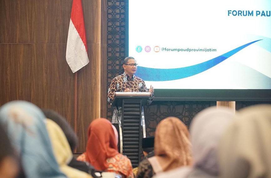 Dinas Pendidikan Jatim Mengajak Orang Tua Hindarkan Anak Usia Dini Dari Gadget