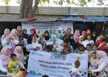 Santuni Anjal di Gresik, PLN Sosialisasi Bahaya Listrik Tegangan Tinggi