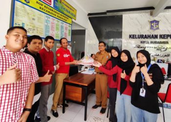 Berbagi Tumpeng Merdeka untuk Tetangga