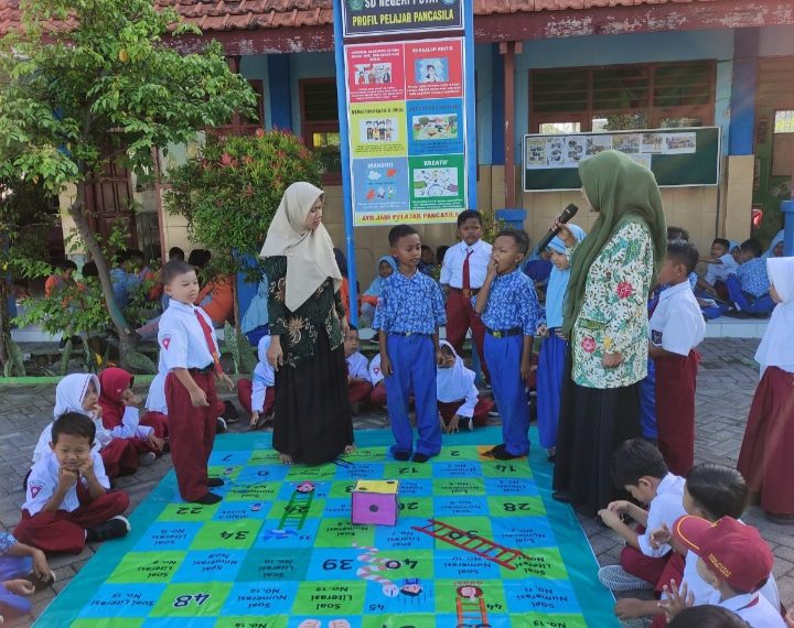 Siswa SD Negeri Putat Tanggulangin Berliterasi Secara Klasikal