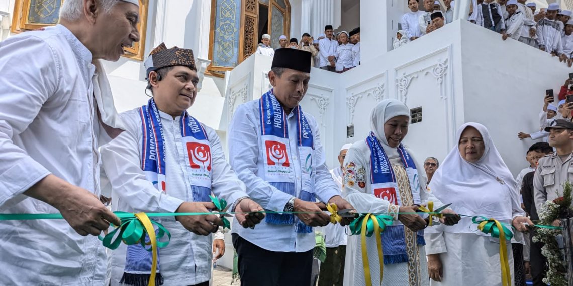 Resmikan Masjid Bahrul Maghfiroh, Khofifah Konsisten Berdakwah & Berjuang untuk Umat