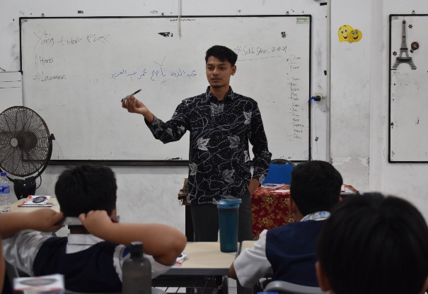 Siswa SMPIT Insan Kamil Antusias Ikuti Kegiatan Dauroh Lughowiyah