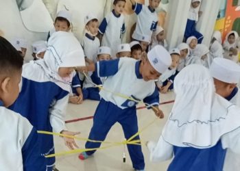 Melihat Semarak HUT RI di TK Al Falah Darussalam Tropodo