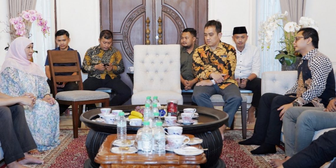Khofifah Terus Raih Dukungan Kuat Warga Jatim Berkat Kinerja Terbukti Kerja Nyata