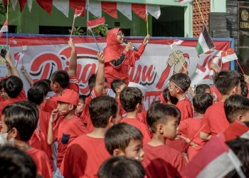 Pawai Kemerdekaan Jadi Momentum Ajari Siswa SD Al Falah Darussalam Cinta Tanah Air