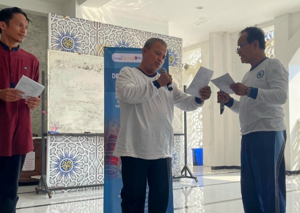 Tim PKM Umsida Kembangkan Skill Berbahasa Arab Amiyah di KBIHU Jabal Nur