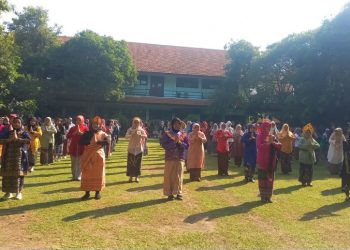 Peringati HUT RI ke 79 SMKN 2 Buduran Gelar Tari Wonderland Nusantara