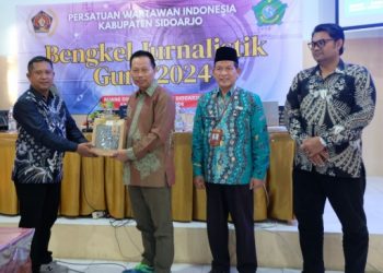 PWI – Dikbud Sidoarjo Tingkatkan Kualitas Literasi Bagi Guru SMP se Sidoarjo