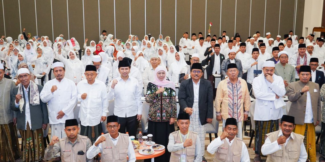 Khofifah Dipastikan Terus Mendapatkan Dukungan Para Ulama untuk Jadi Gubernur