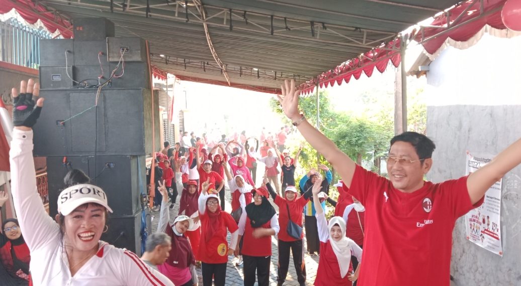 Meriahkan HUT RI Ke-79, Cak Khulaim Senam dan Jalan Sehat Bareng Warga Kedungturi