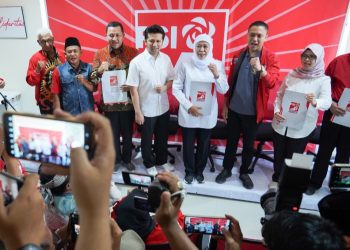 PSI Pasang Terget Khofifah-Emil Menang 70 Persen di Pilgub Jatim