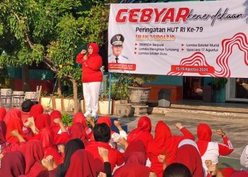Peringati HUT RI ke 79 Ribuan Siswa SMA Negeri 2 Sidoarjo Kuatkan Literasi Buat Puisi Kemerdekaan